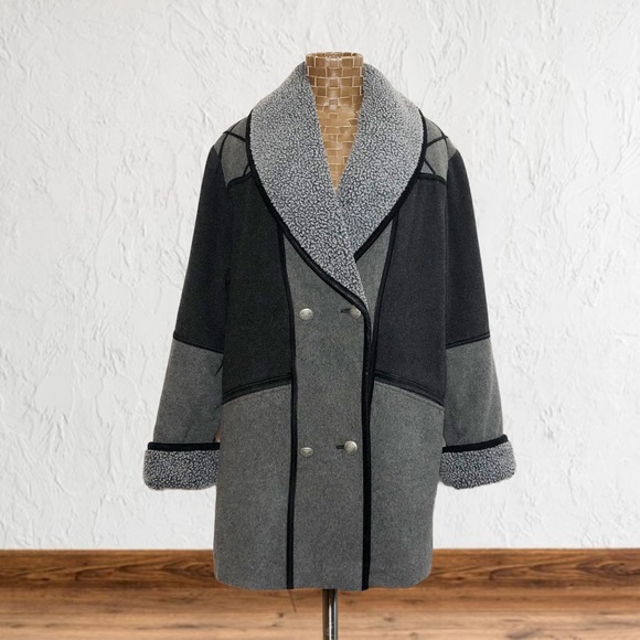 🖤HOST PICK🖤Vintage Double Breasted Wool Coat - Picture 1 of 16